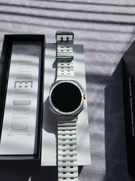 Samsung Watch Ultra White - 550 lv.