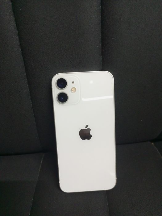 iPhone 12 mini ideal sostoyanie