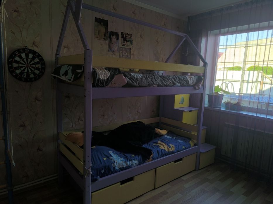 Детская двухспальная кровать