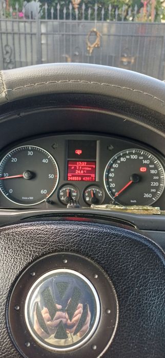 Vând VW Touran 2tdi 2004