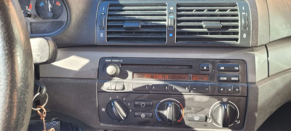 BMW 316 de vanzare sau schimb cu masina automata / diferenta