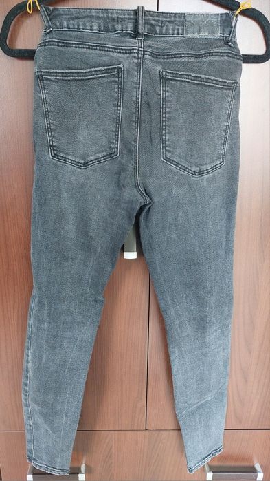 Blugi Lefties, Skinny