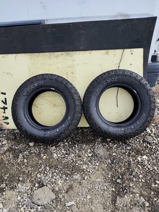 Гуми 215/75/15 .