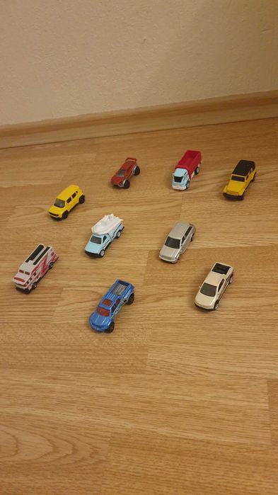Детски колички,камиони Hot Wheels,Matchbox,карта на света,джип,булдозе
