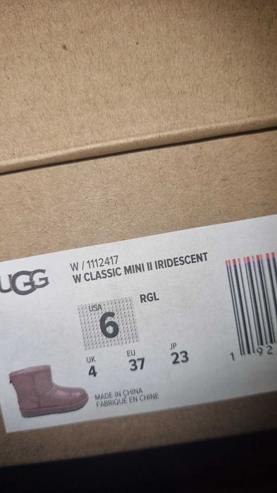 Ghete UGG marime 37