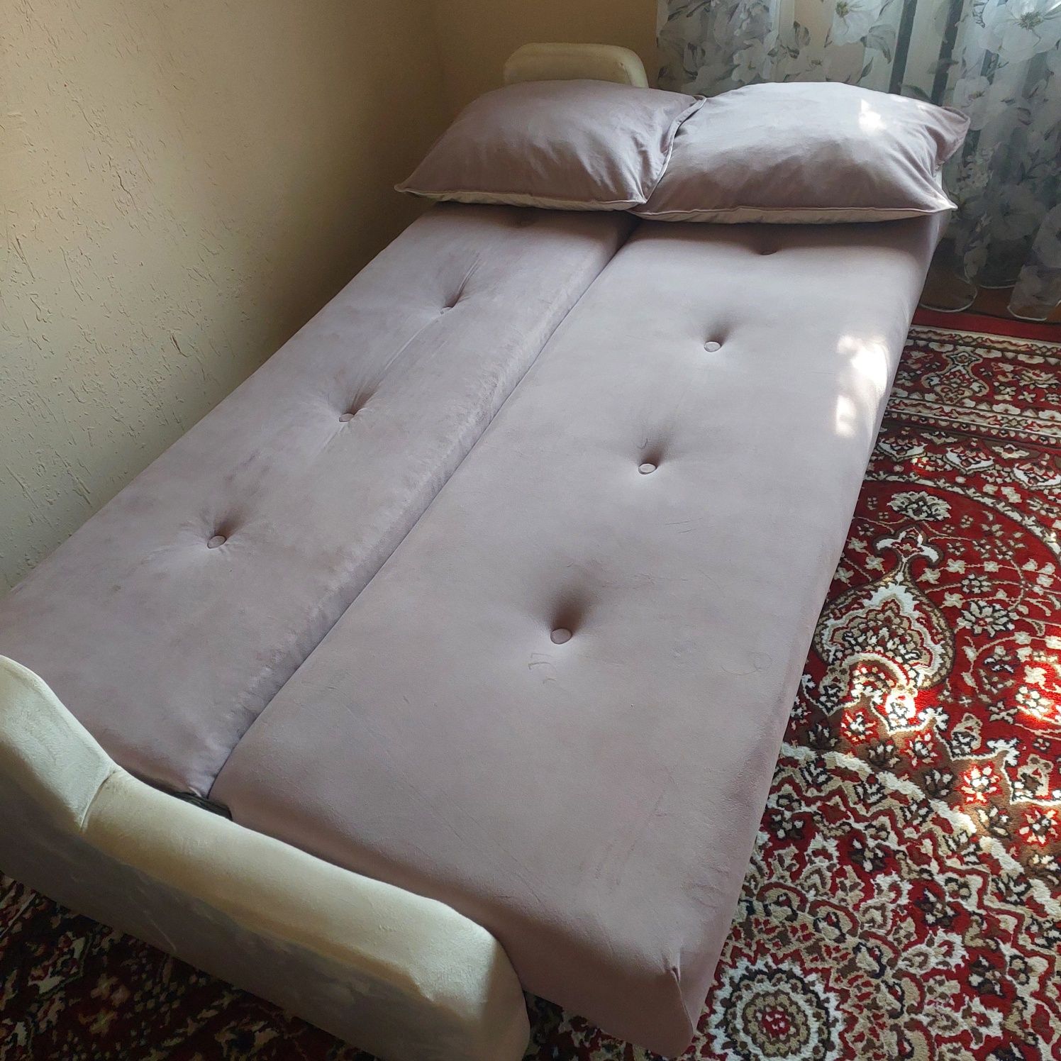 Продается расскладной диван