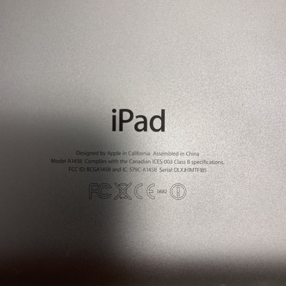 iPad 4 - Ecran Retina, 13GB, Wi-Fi, Alb