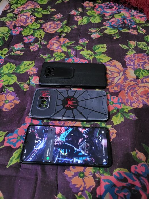 Телефон Poco x3 pro