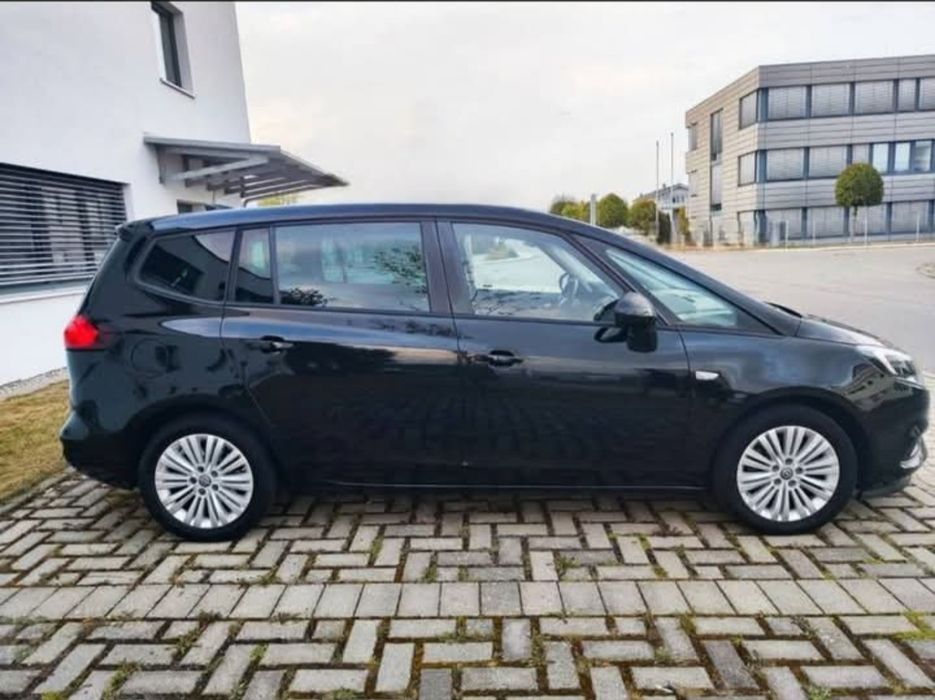 Opel Zafira Tourer - euro 6 / 10/2017