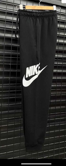 pantaloni nike model 2