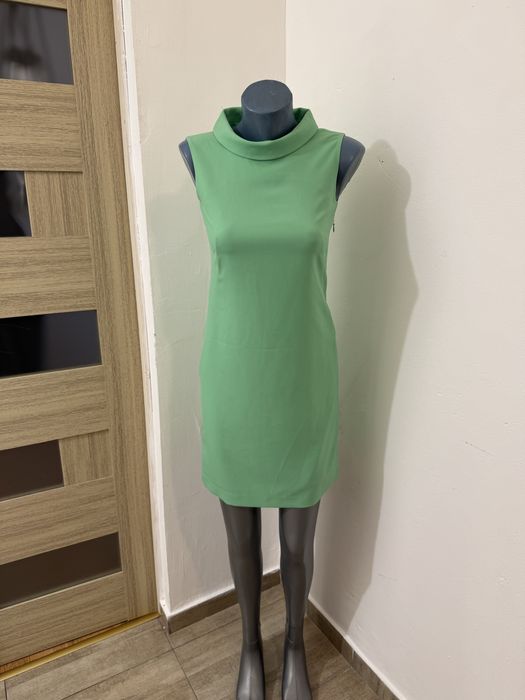 Дамски рокли размер S