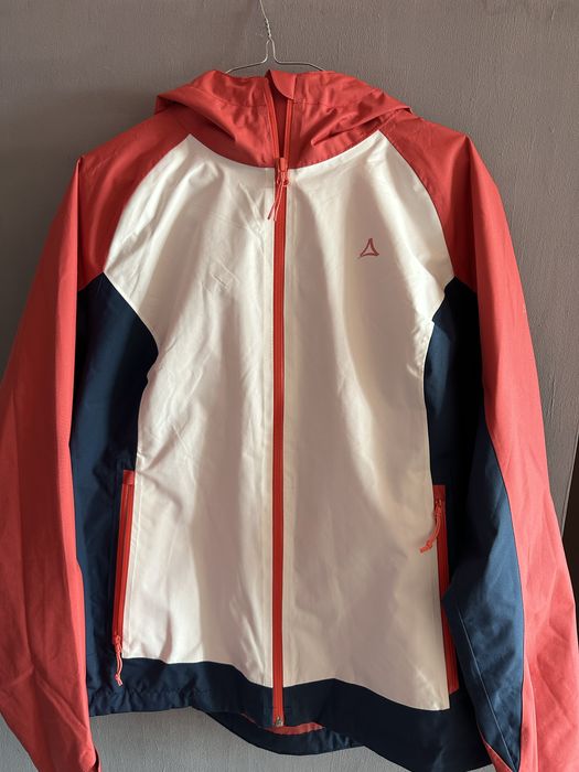 Vand geaca Schoffel si Vaude