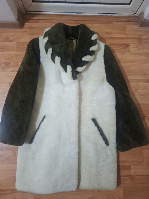 Haina blana Mouton Dore