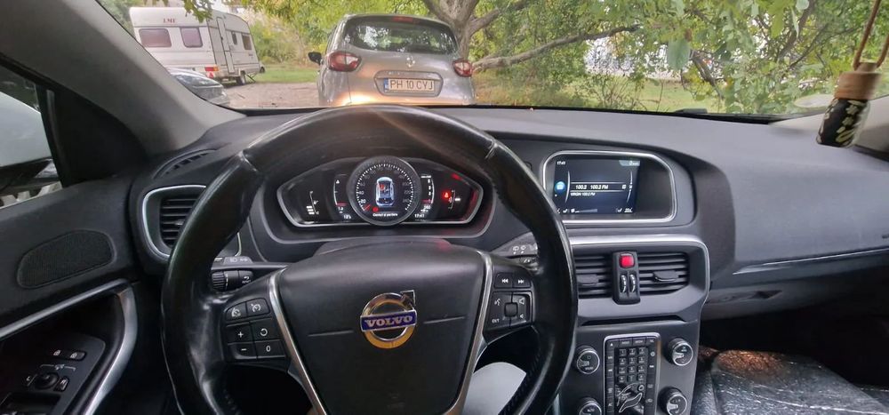 Volvo V40 Volvo V40 D4 Cross Country 190Cp Euro 6 2.0 Diesel Bi-Turbo