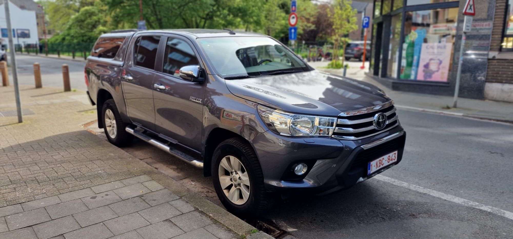 Vând Toyota Hilux 2.4 Diesel 4×4 D 2018