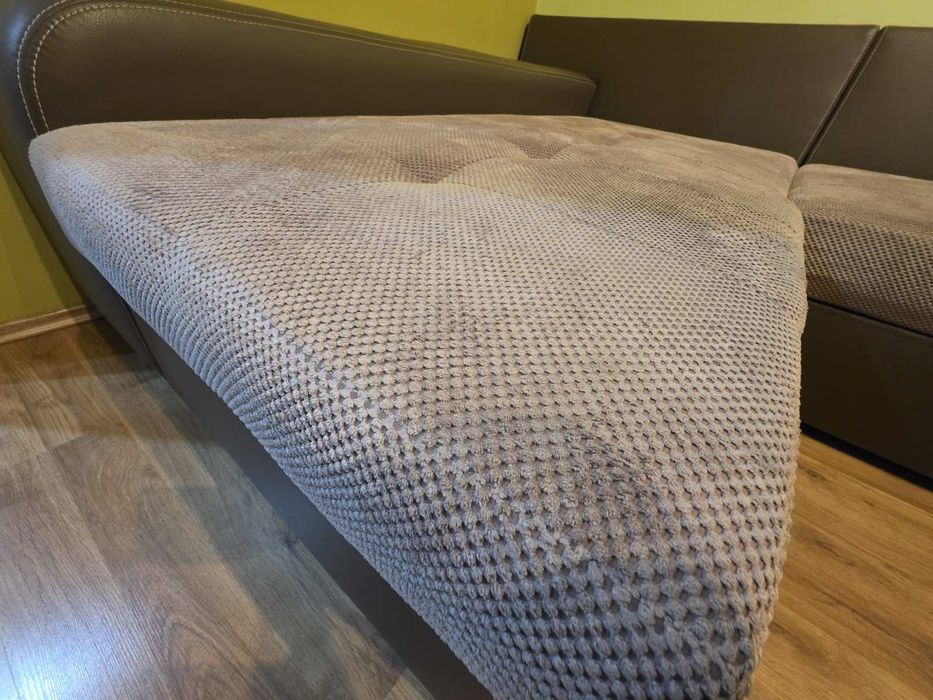 Ъглов Диван с функция сън.