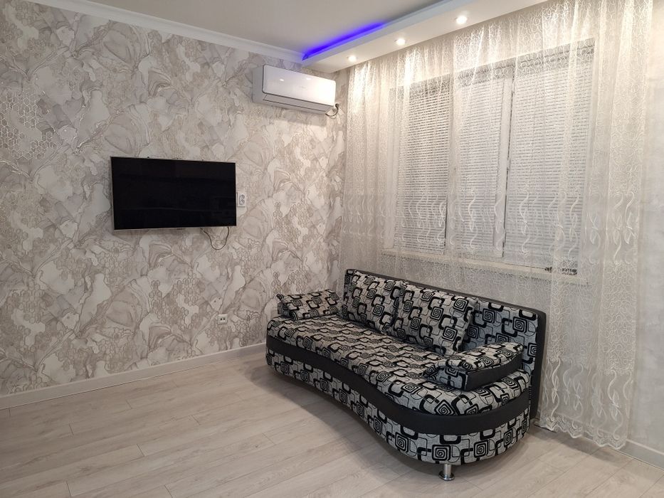 Сдам 1 комнатную на левом берегу