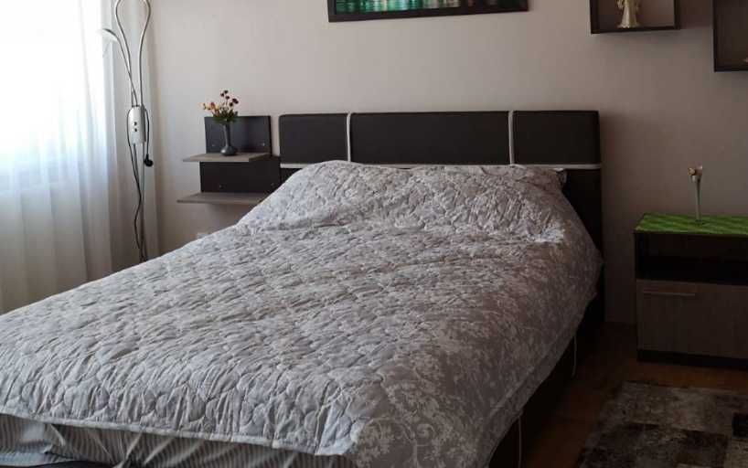 Дава се под наем Тристаен апартамент в Пловдив, Каменица 1 - 96 кв.м за 341.7 € - Снимка #1