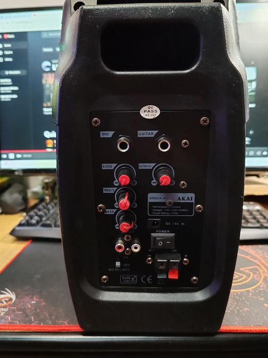 Boxă portabilă AKAI model SS022A-X6  (Bluetooth, baterie nouă etc)