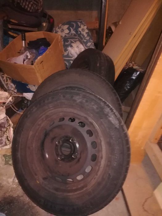 Гуми и джанти  от Ауди 80