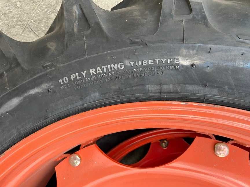 13.6-38 pt tractor U650 cu 10 pr anvelope cu roata completa OZKA