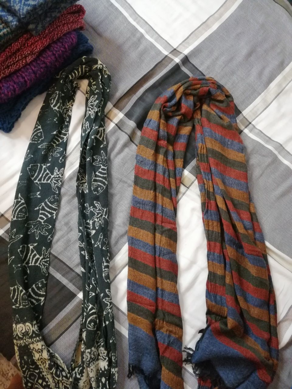 Различни видове шалове