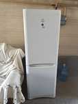 Xolodelnik indesit sotiladi ideal holatda