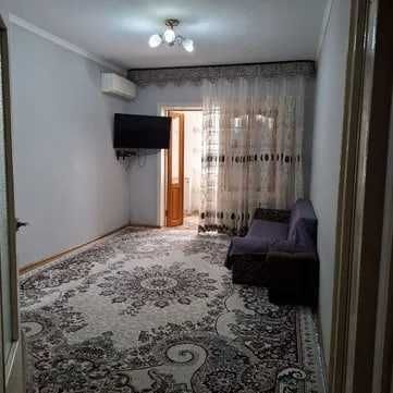 Срочно продаётся квартира Юнусабад19 2 ком 1 этаж 57 м2