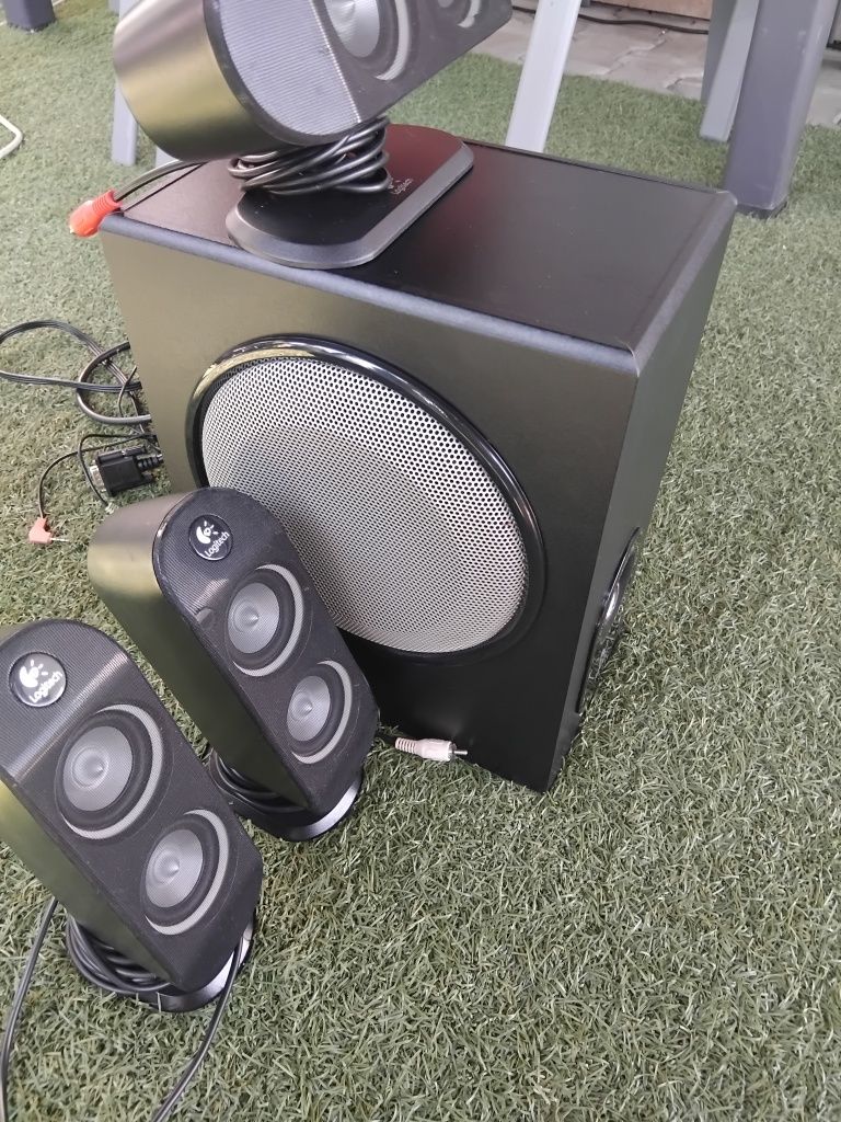 Sistem audio 5.1 Logitec destinat PC gaming