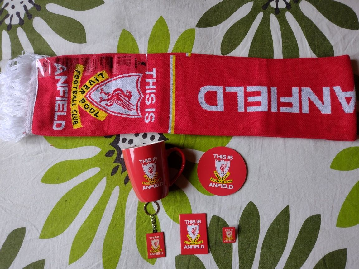 Kit Suvenir Liverpool FC