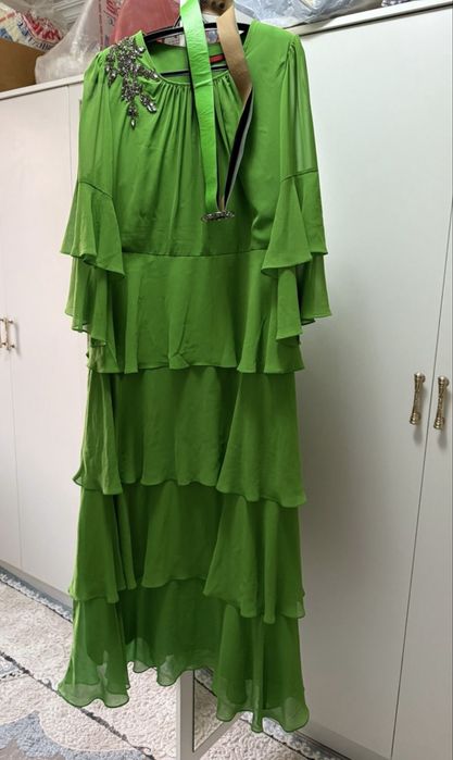 Нарядные платья для мероприятие