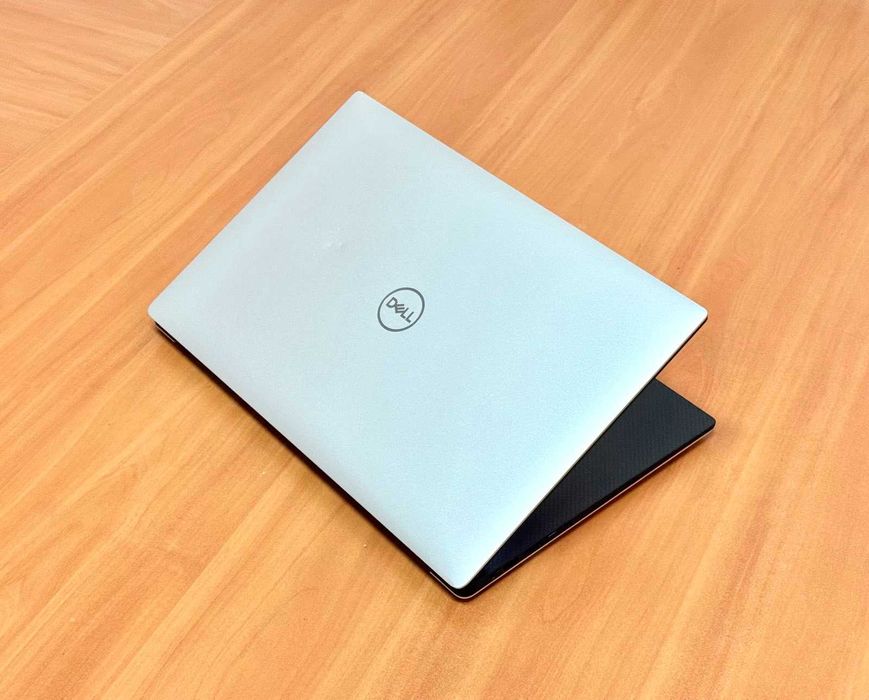 Core i9-9880H/QUADRO 4GB/32GB RAM/512GB SSD/DeLL 5540/15.6" 4K Touch