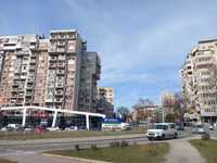 Варна- тристаен апартамент до Бизнес хотел и Фулмакс център