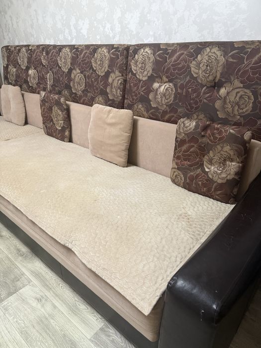 Продам диван раздвижной