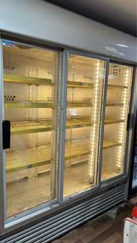 Витринный холодильник Срочно!!!