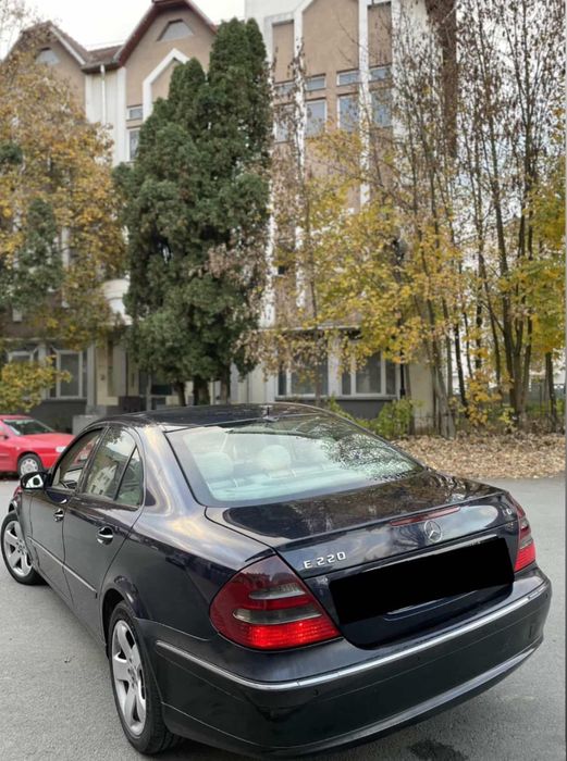 Mercedes-Benz E-Class 2.2 CDI Automată – 2004