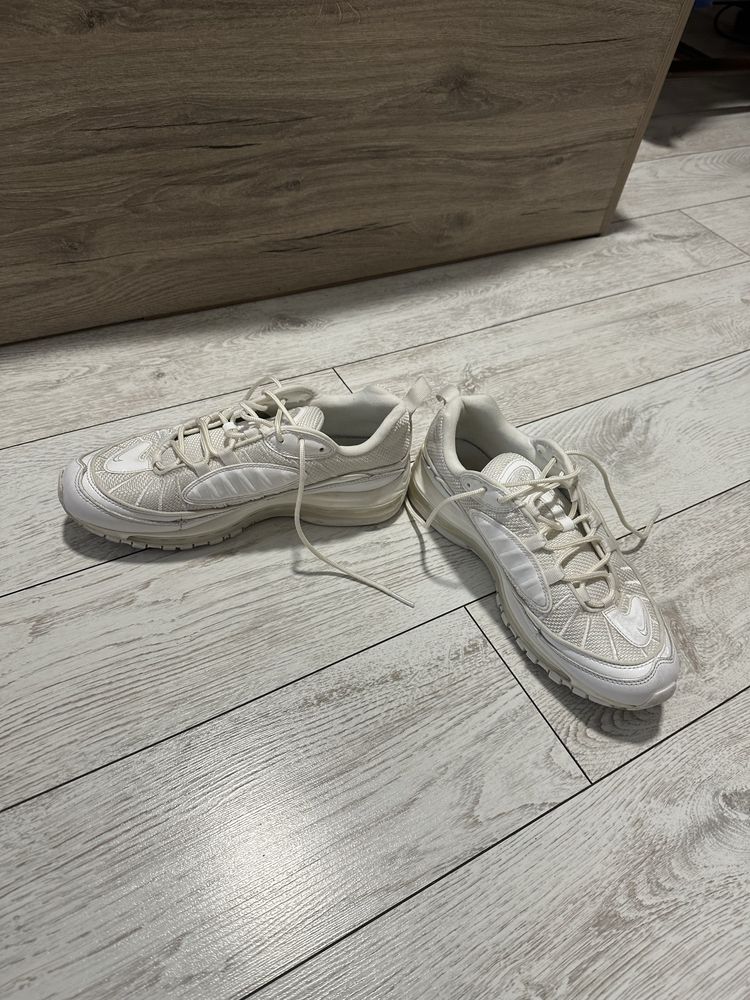 Nike air max
