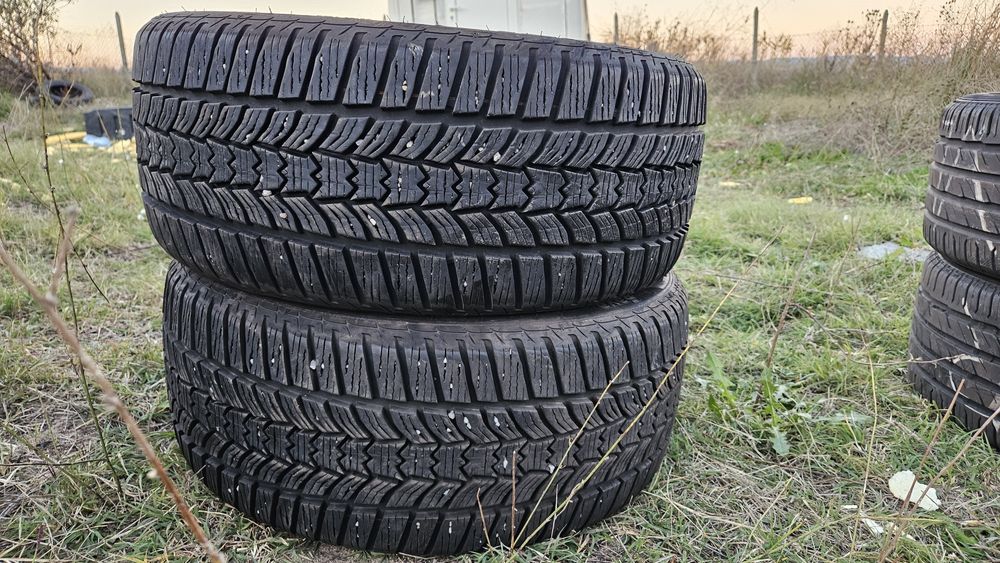 2бр като нови гуми 225 40 18 сава