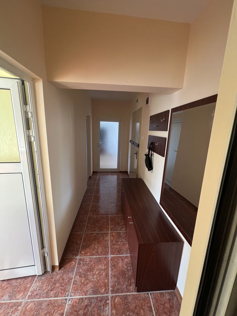 Дава се под наем Двустаен апартамент в Дупница - 55 кв.м за 204 € - Снимка #10