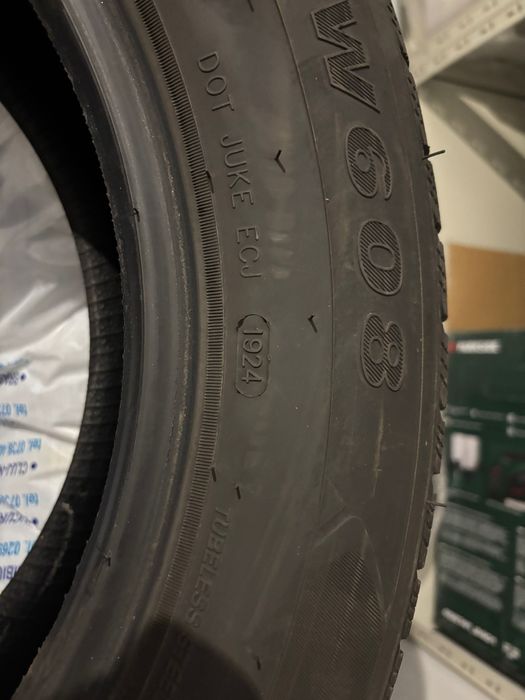 Anvelope iarnă 215/60 R16 1924 stare impecabila