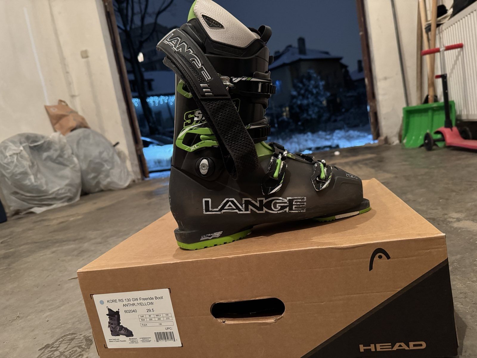 Продавам ски обувки Lange SX