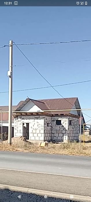 Продам дом напротив школы, Илийский район, с. Н.Тлендиев