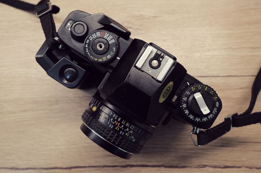 Aparat foto Ricoh KR-10x obiectiv Pentax M 50mm 1.7 grip motor film