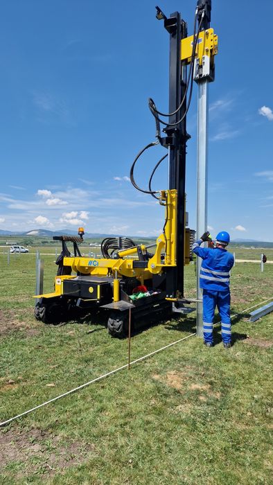 Inchiriem soneta, batipal, utilaj  bătut stâlpi