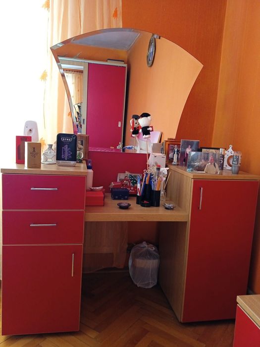 Set de mobilier dormitor