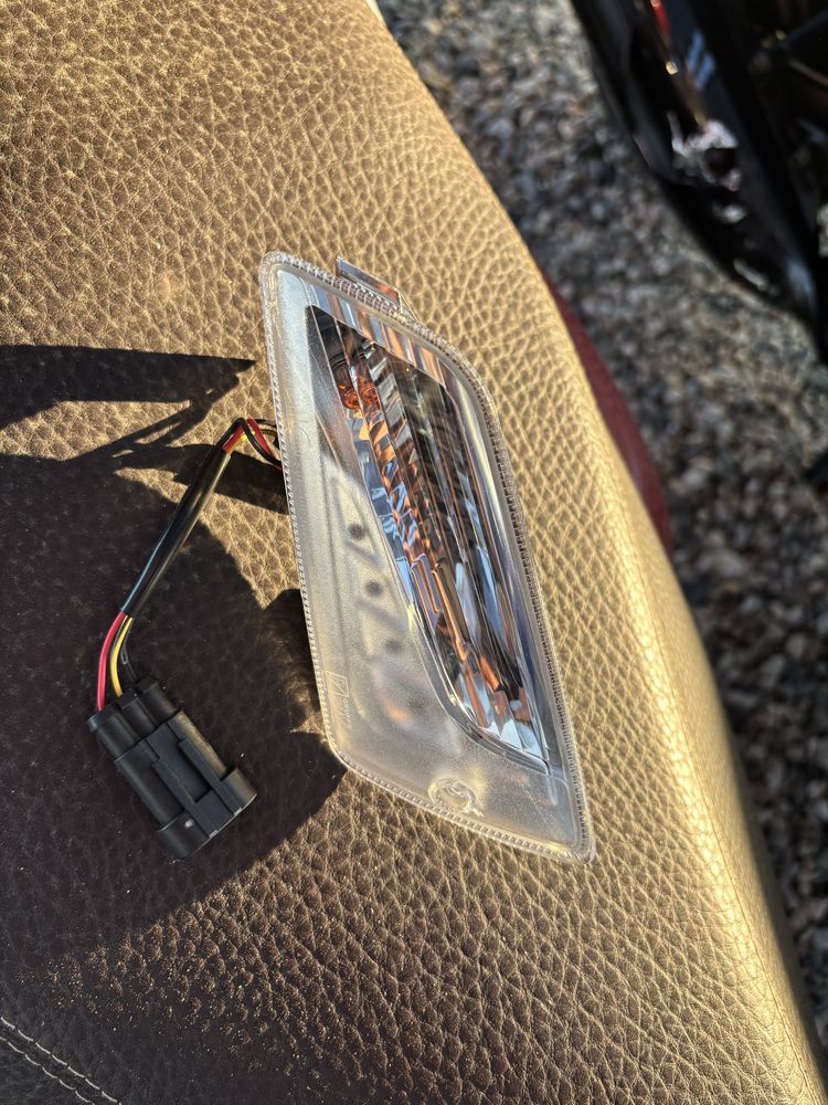 Мигач Vespa GTS 300 LED