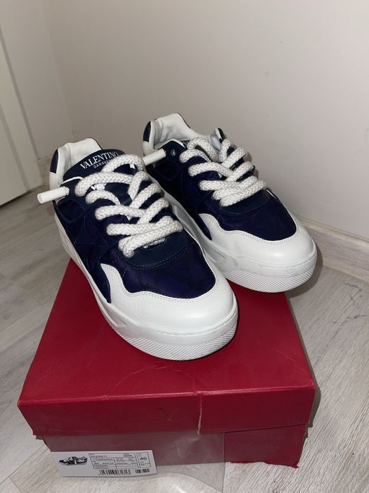 Adidasi Valentino Garavani