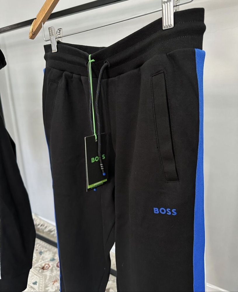 Мъжки спортен екип  Boss