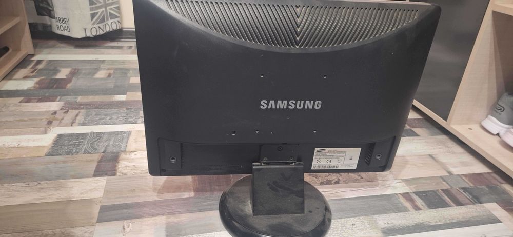 Монитор Samsung 206BW