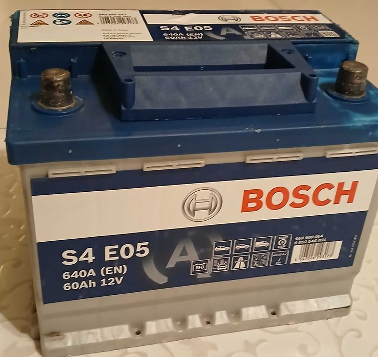 BOSCH Start/Stop 60aH 640A акумулатор